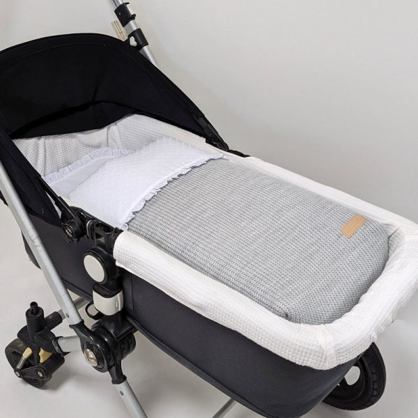 Capazo- Punto gris plumeti blanco