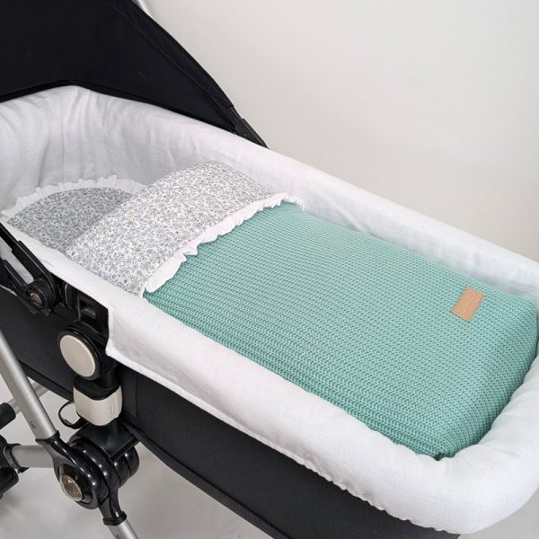 Capazo- Punto verde Leonor azul Con remate blanco